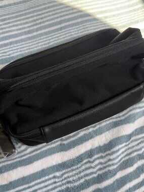 Beis Black Dopp Kit Toiletry Travel Bag